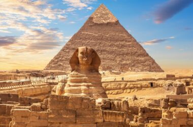 Pirámides de Giza: Ecos de la Antigüedad de Egipto