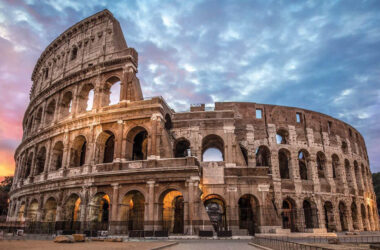 El Coliseo Romano: Testigo de Épicas Batallas y Grandeza