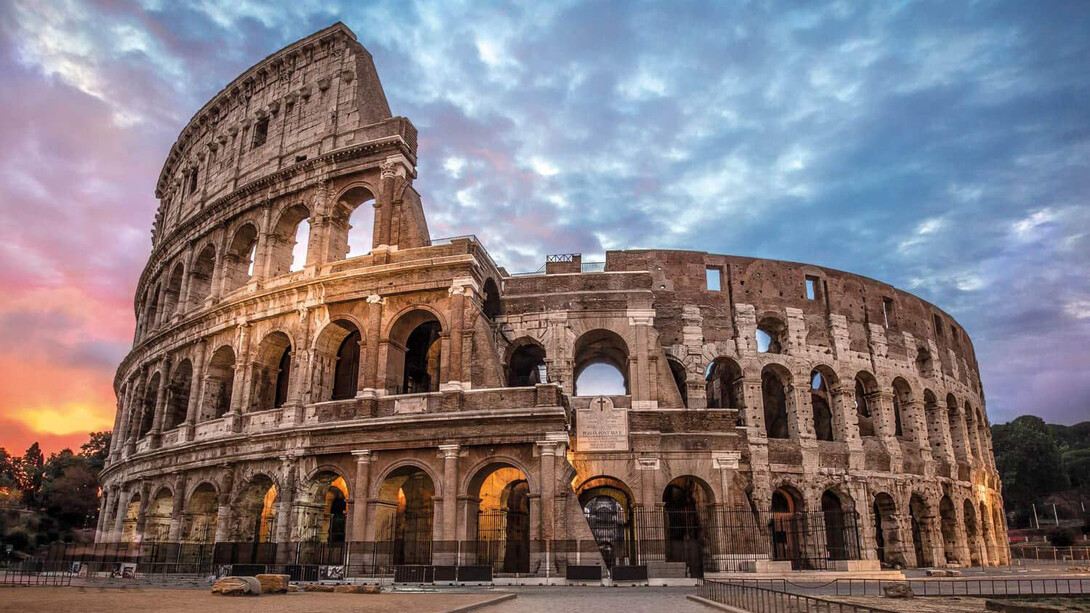 El Coliseo al atardecer Roma Italia