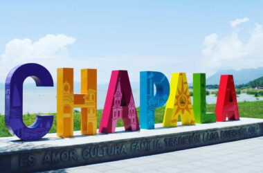 Chapala, Tesoro Natural y Cultural de Jalisco: Descubre lo Mejor de este Paraíso a Orillas del Lago 🏞️🌺 #ExploraChapala