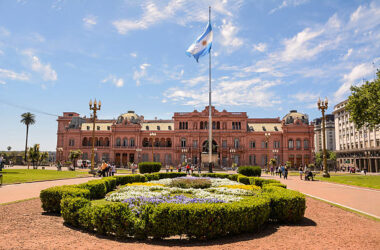 La Casa Rosada y Plaza de Mayo: Historia Argentina