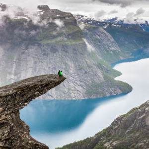 Fiordos de Noruega: Naturaleza en su Máxima Expresión
